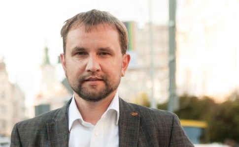 Народний депутат Володимир В’ятрович прокоментував скандал із Іриною Фаріон