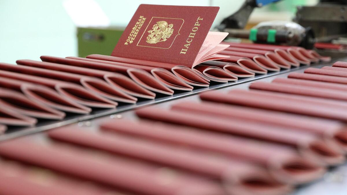 На окупованих територіях загарбники планують надавати доступ до інтернету лише за паспортом
