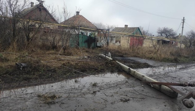 На Донеччині російські окупанти за добу поранили трьох жителів