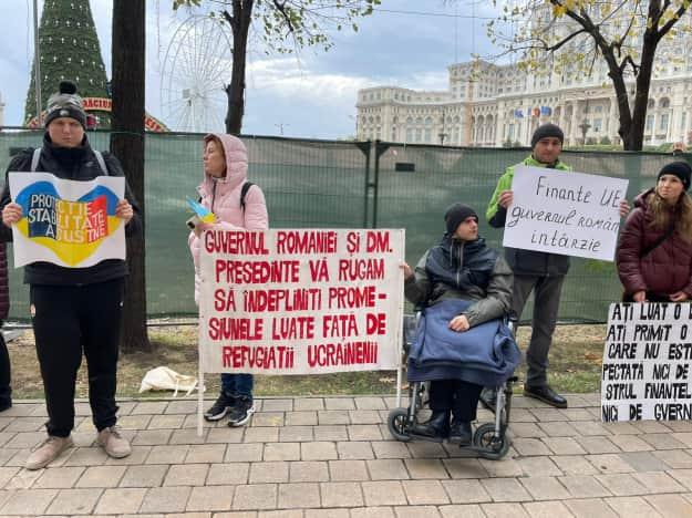 Проблеми з наданням допомоги біженцям у Румунії: українці провели акцію протесту