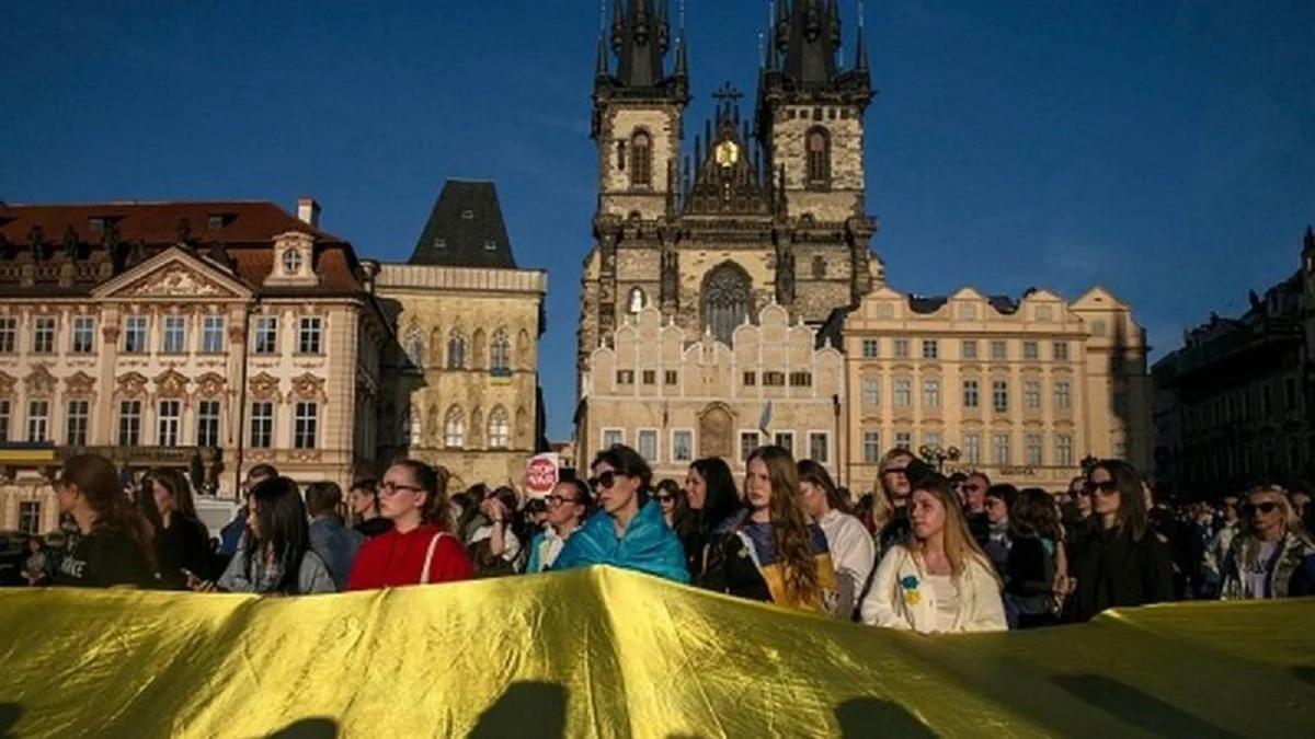 Дослідження показало, скільки українських біженців у Чехії не змогли знайти роботу