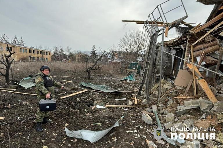 Внаслідок російських обстрілів на Донеччині постраждало двоє людей – поліція