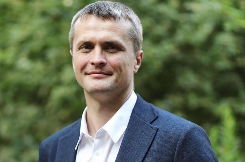 Своїх колег в окопи покликав колишній народний депутат, який зараз на фронті