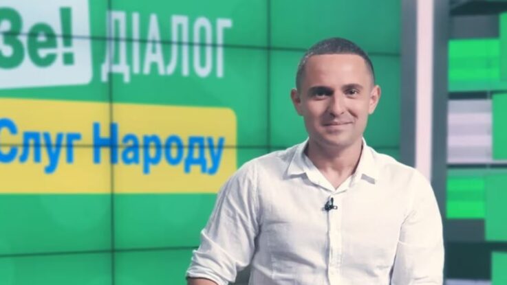 Схеми розповіли про пʼятиденне закордонне відрядження нардепа від Слуги Народу, яке завершилося поверненням до України через три тижні