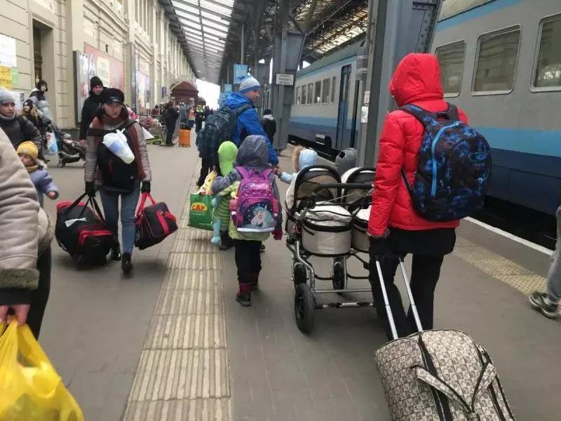 У ДПСУ назвали кількість українців, які повернулися з-за кордону перед Різдвом