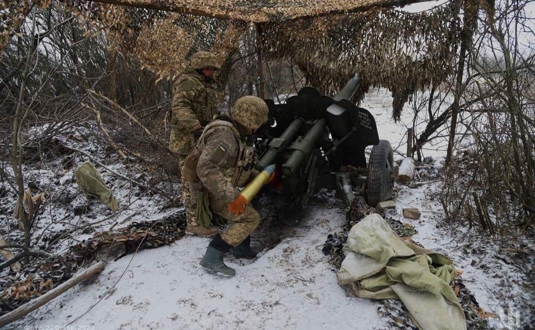 Мінус 30 артсистем та 960 окупантів: втрати ворога минулої доби