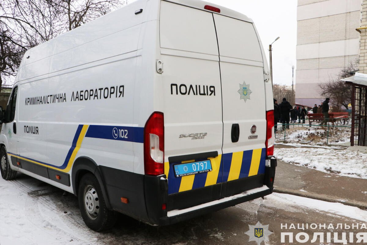 У багатоповерхівці в Чернігові стався вибух, є загиблий