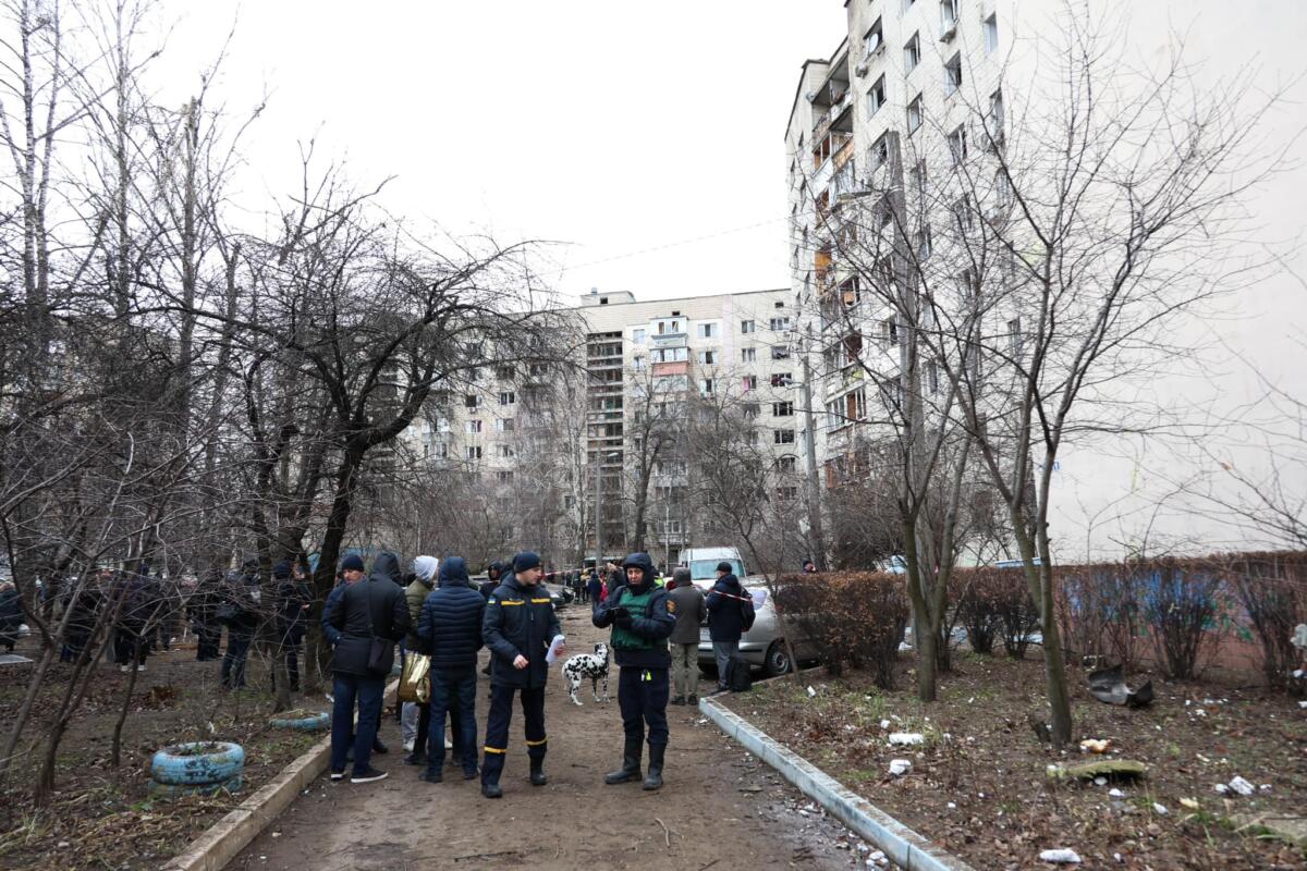 Дві школи та 11 багатоповерхівок пошкоджені на Київщині внаслідок ракетної атаки (ФОТО)