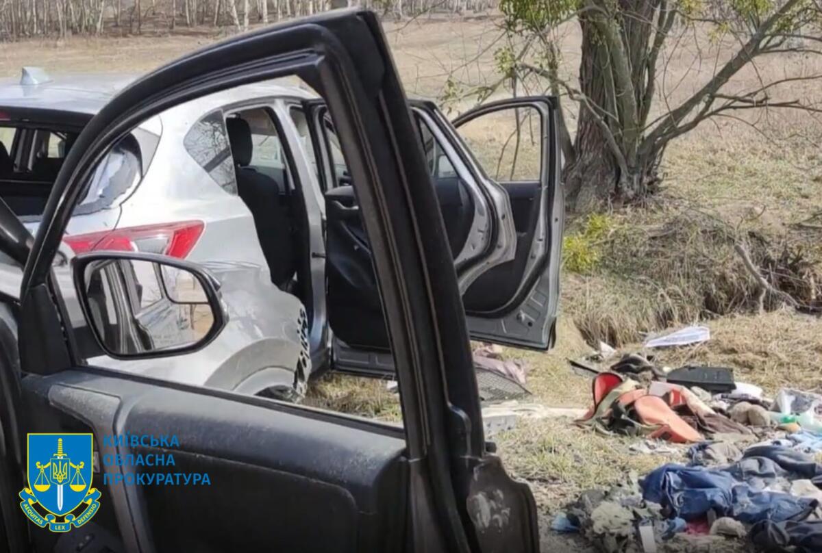 Розстріляли родину з двома дітьми на Житомирській трасі: судитимуть 6 військовослужбовців РФ