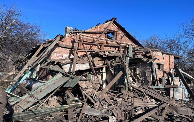 На Донеччині російські окупанти обстріляли з артилерії низку населених пунктів