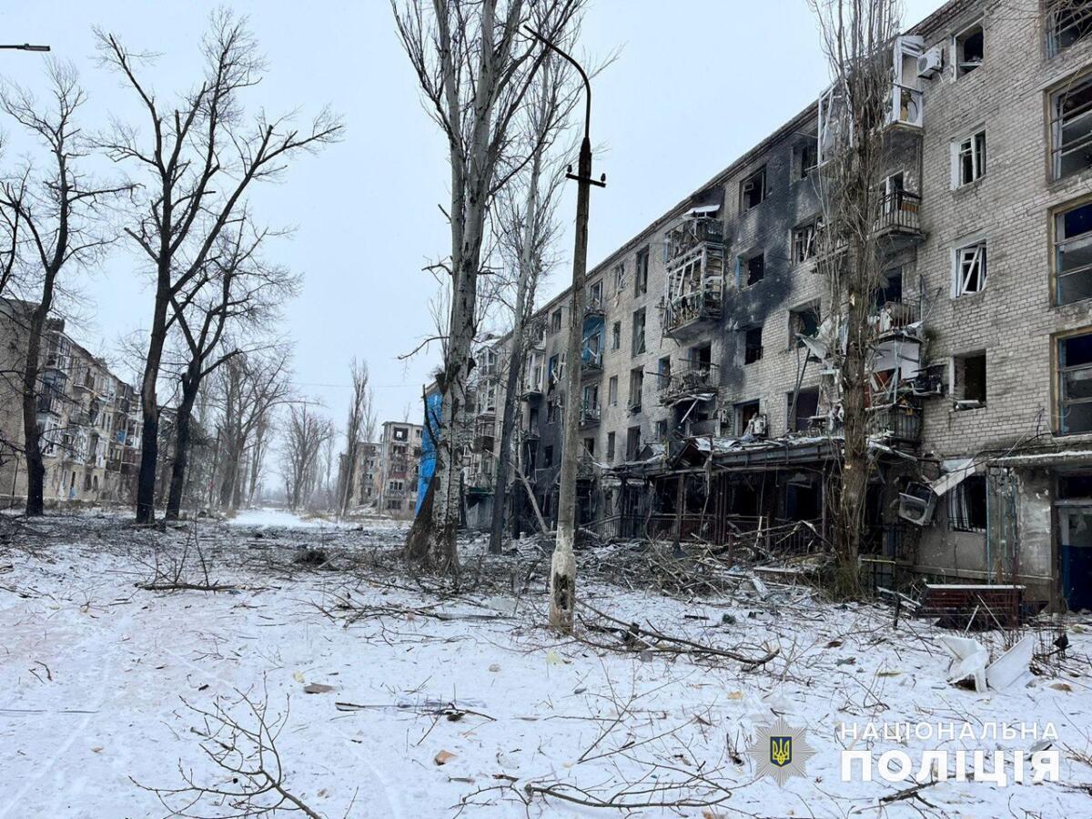 Під ракетним обстрілом опинилися чотири міста на Донеччині: поліція зафіксувала наслідки