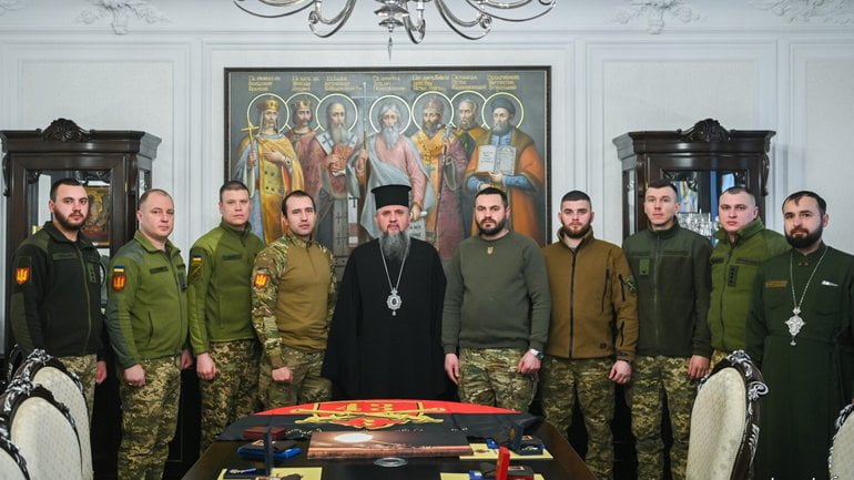 Предстоятель Православної Церкви України відзначив українських воїнів-артилеристів