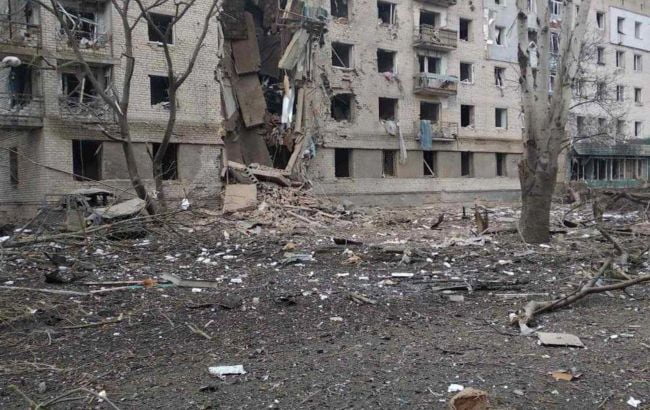 Окупанти вдарили бомбами по Оріхову, є поранена