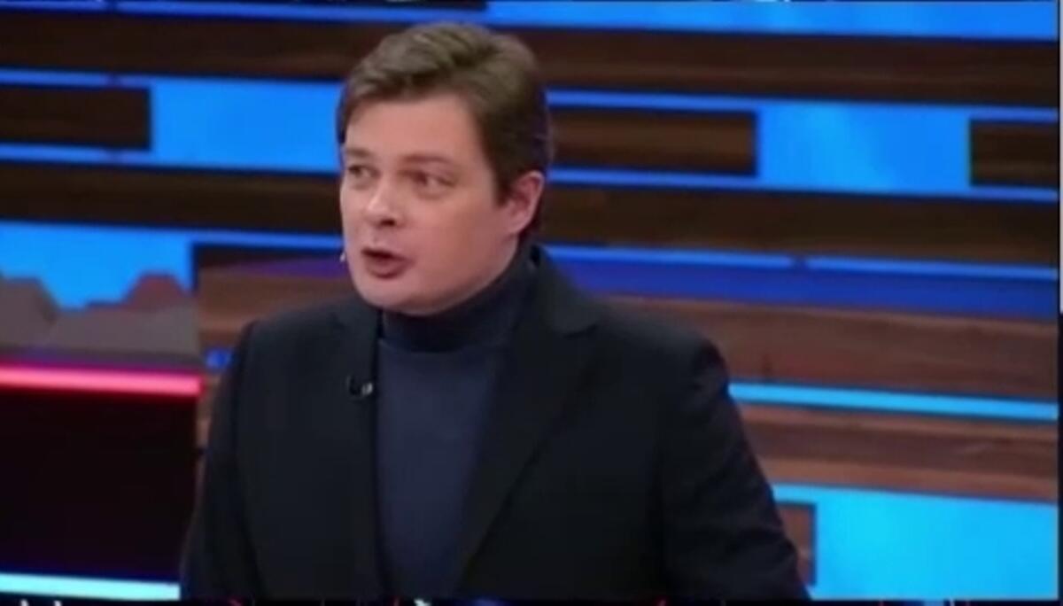 Податківець часів Януковича розповів на російському каналі, як у США готують їжу «з м’яса людей»