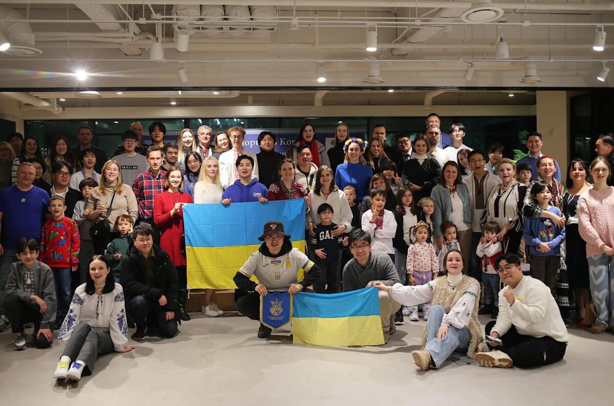 «Зимові вечорниці в Кореї 2024»: Український культурний центр провів концерт та аукціон у Сеулі