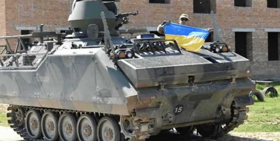 Іспанія планує швидку передачу Україні бронемашин M113