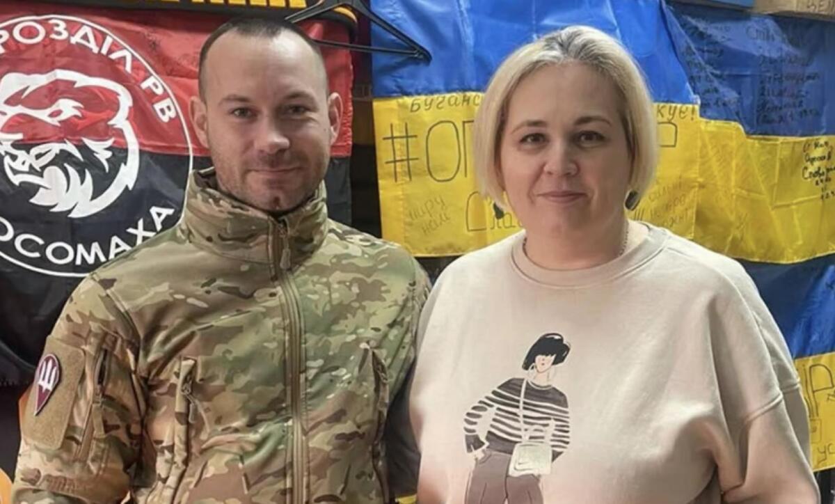 На Львівщині мати передала кошти на потреби бригади, яку представляв її загиблий син