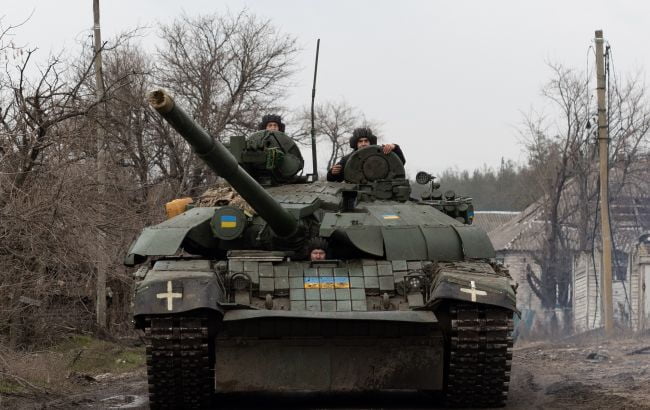 Офіційно: українські військові відійшли від села Ласточкине