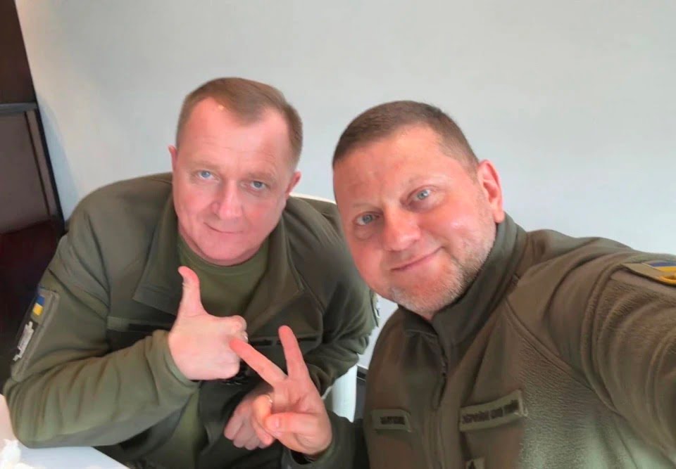 Головнокомандувач ЗСУ Залужний привітав з днем народження начальника Генштабу Шапталу