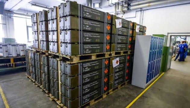 На початку літа Україна зможе отримати боєприпаси, які закуплені за чеською ініціативою