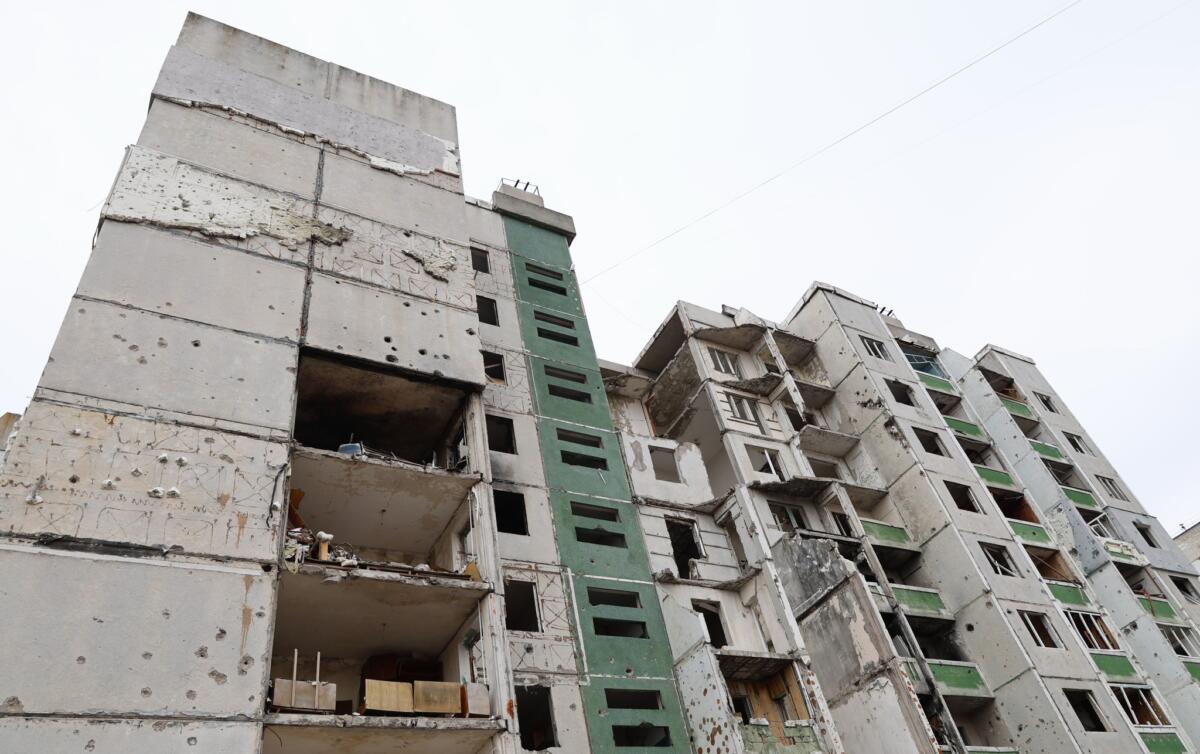 У Чернігові згадали жертв авіаудару, який російські окупанти завдали два роки тому
