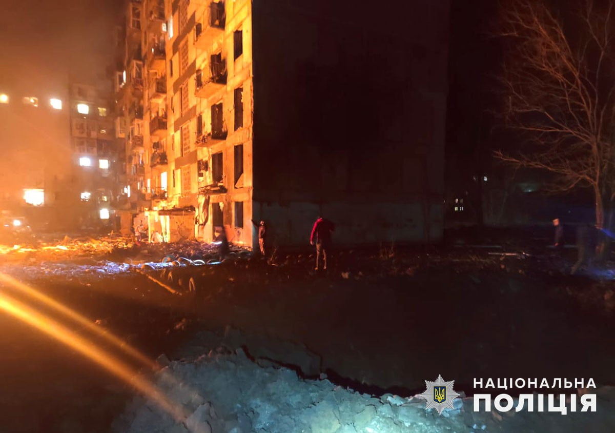 Від російських бомб та артилерії на Донеччині зруйновані житло та храм, постраждали люди