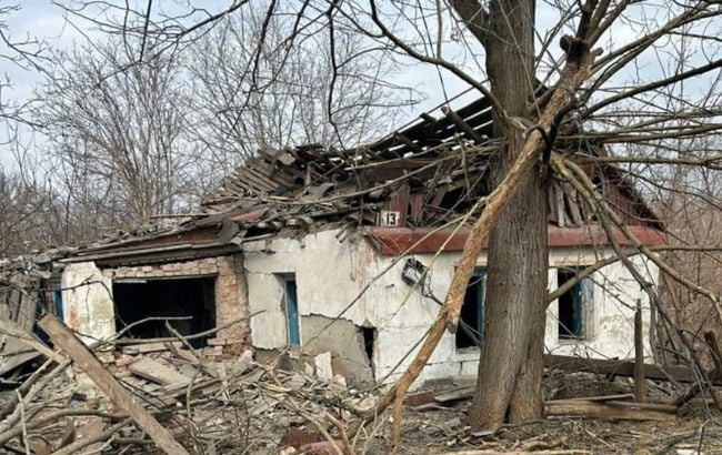 На Донеччині під артилерійський та авіаційний удари російських окупантів потрапили села