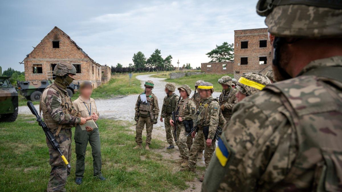 Міноборони Франції оприлюднило дані, скільки українських воїнів підготували їхні інструктори