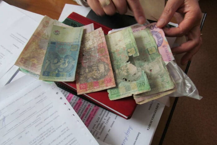 В Україні планують спростити обмін пошкоджених банкнот гривні