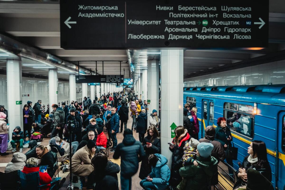 Стало відомо, скільки людей укривалися на станціях київського метро в ніч на 22 березня