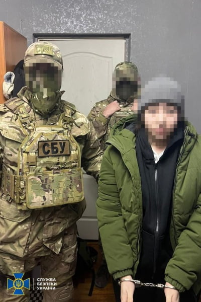 Правоохоронці затримали ворожу агентку, яка коригувала удари по Запоріжжю