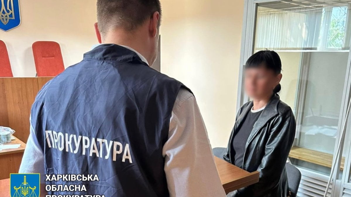 Суд відправив у колонію листоношу з Ізюма, яка поширювала пропаганду та очолила окупаційну пошту