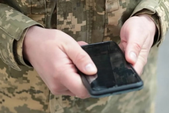 У Міноборони пояснили, як діяти, якщо зник зв’язок з військовими