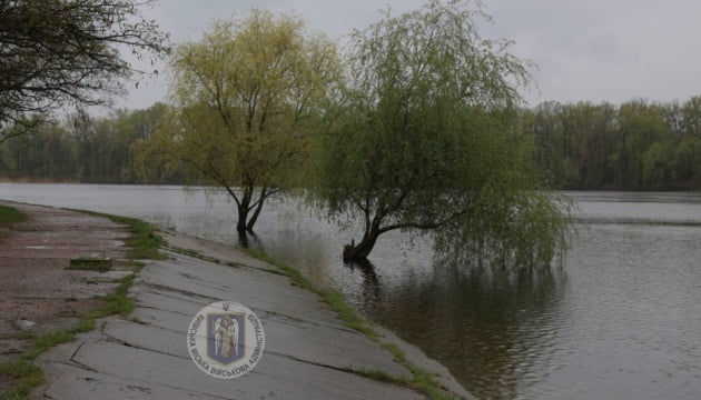 У столиці піднявся рівень води у Дніпрі