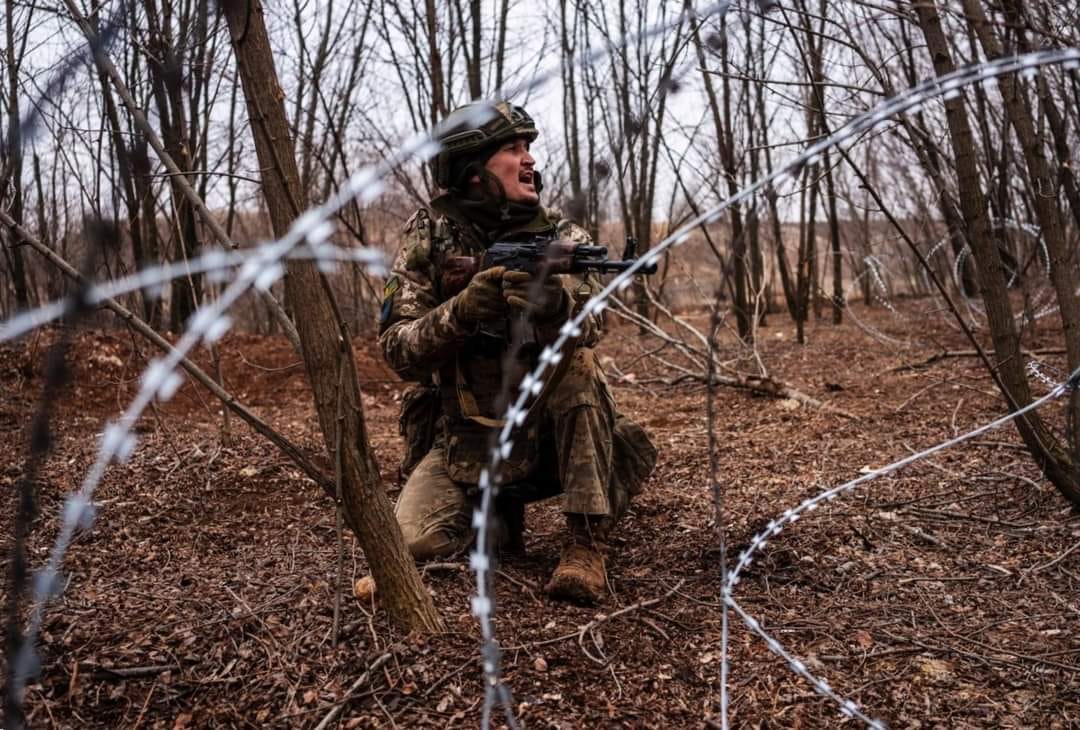 На фронті відбулося понад 100 бойових зіткнень: найбільше на трьох напрямках