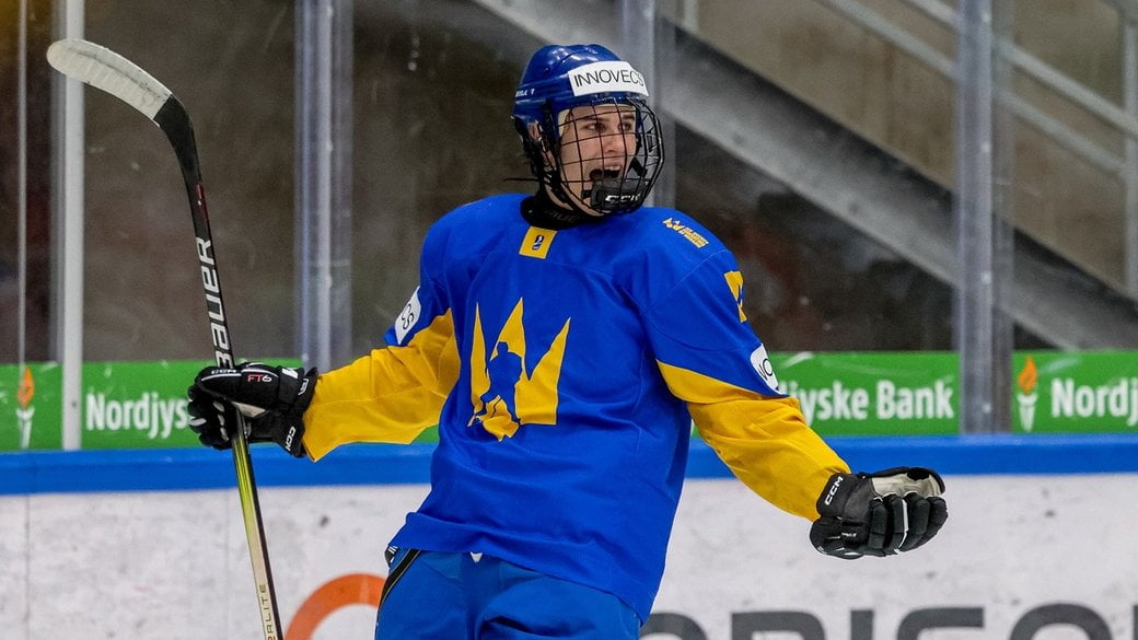 На юнацькому чемпіонаті світу з хокею збірна України U18 здобула ще дві перемоги