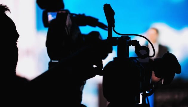 Стало відомо, який відсоток українських медійників відчуває стрес