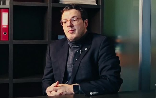 “Експерту” з телевізійних помийок Медведчука повідомили про підозру