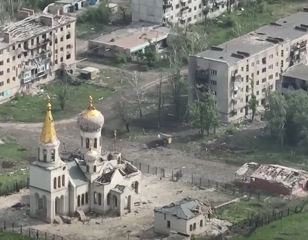 Понад 600 людей, які відмовились від евакуації, залишаються у Часовому Яру