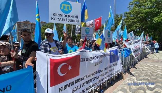 У Туреччині відбулися заходи до 80-річчя депортації кримських татар (ФОТО)