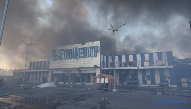 Правоохоронці Харківщини просять родичів загиблих в «Епіцентрі» здавати ДНК для упізнання