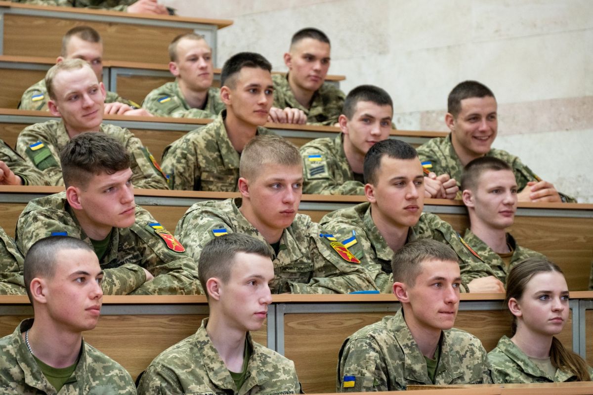 У Міноборони розповіли, яку стипендію отримують курсанти військових вишів у 2026 році