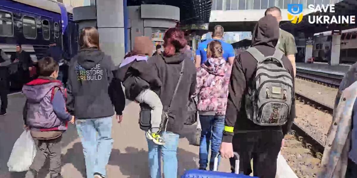 З окупації в Україну вдалося повернути багатодітну родину