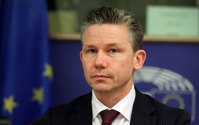 Голова міноборони Швеції назвав умову для відправки військ до України