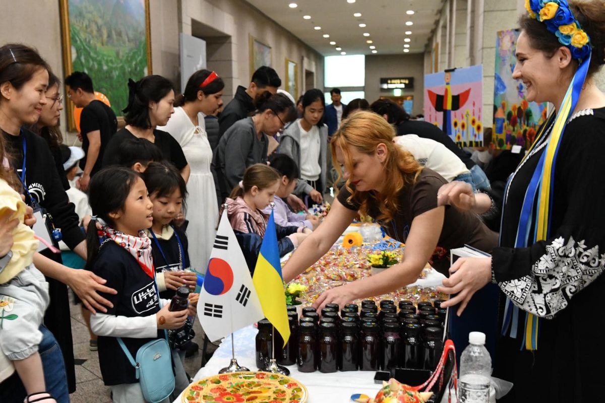 Україна представила національний стенд на фестивалі у Південній Кореї