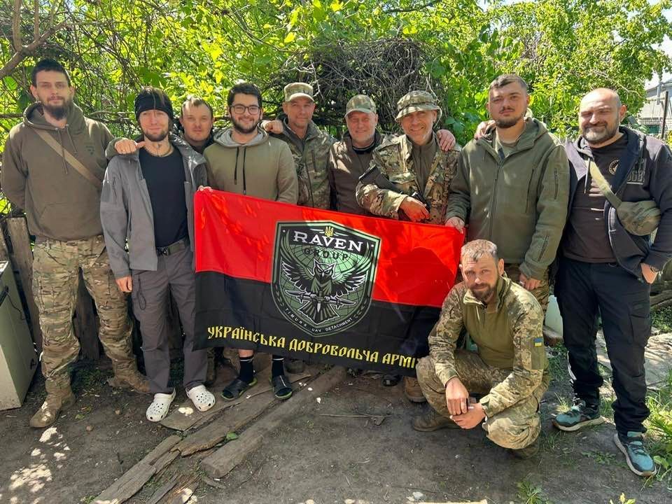Фото з Харківщини опублікував командувач Української добровольчої армії Дмитро Ярош