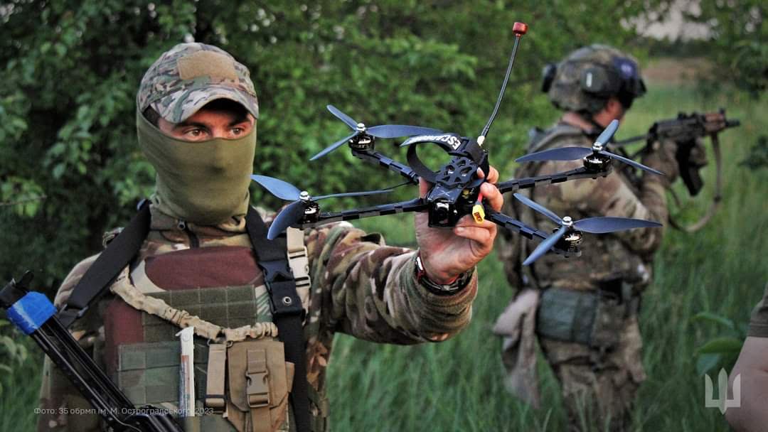 У Міноборони розповіли, скільки шкіл операторів БПЛА вже сертифіковано в Україні