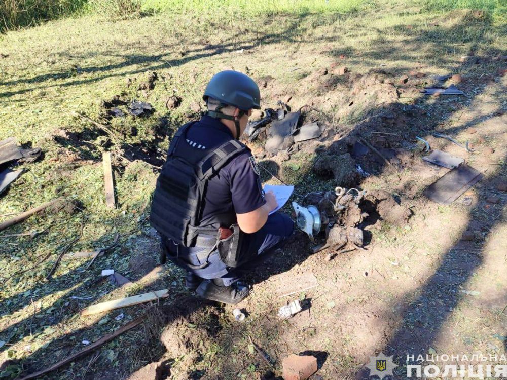 У прикордонні Чернігівщини росіяни дроном атакували село: поліція показала наслідки
