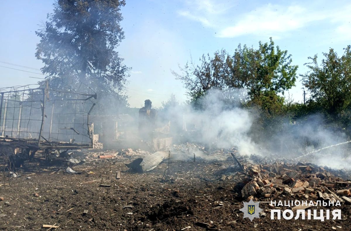 Внаслідок російських обстрілів на Донеччині зруйновано 22 цивільні об’єкти, поранено п’ятеро людей