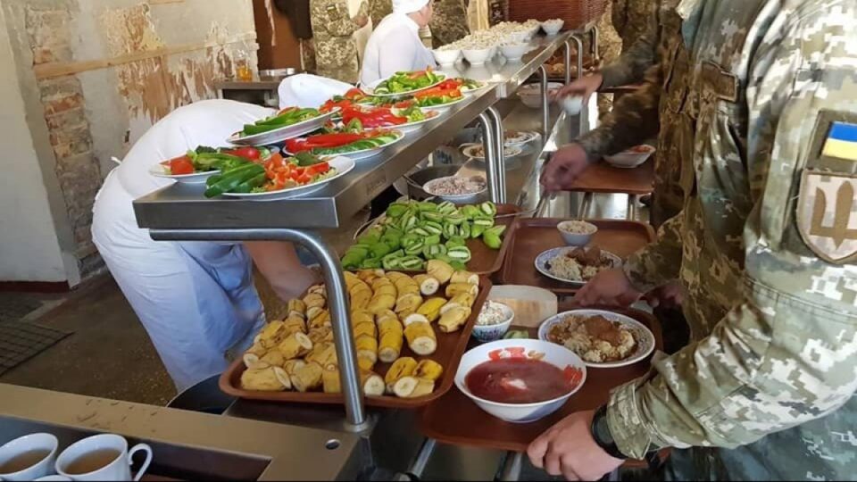 У Міноборони готують нову модель забезпечення ЗСУ харчуванням: подробиці